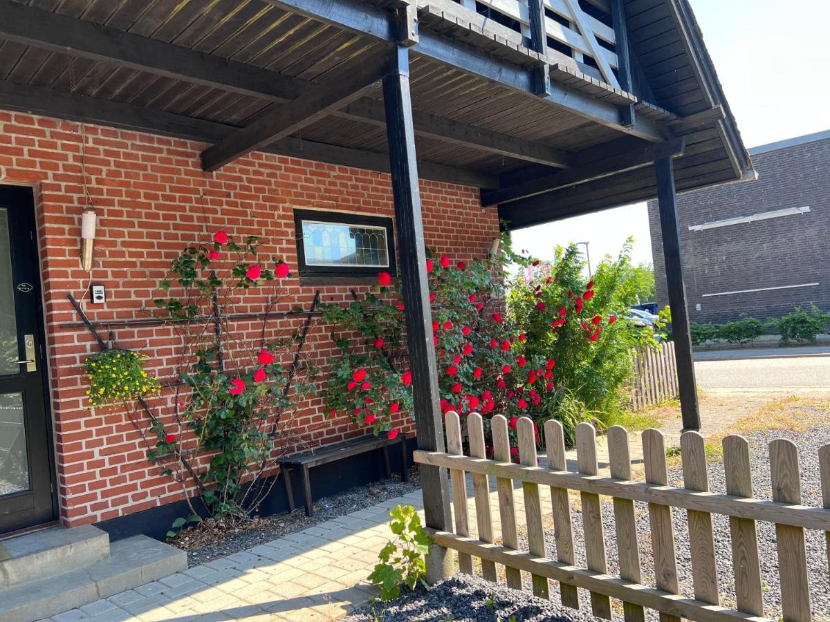 5 Minute Walk To Lego House-2 Bedrooms With Balcony Garden View.Loft Floor Billund  Exterior foto